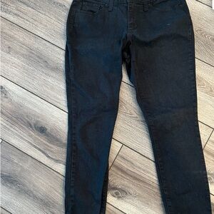 Universal Thread Women’s Black Skinny Jeans Size 6 /28S